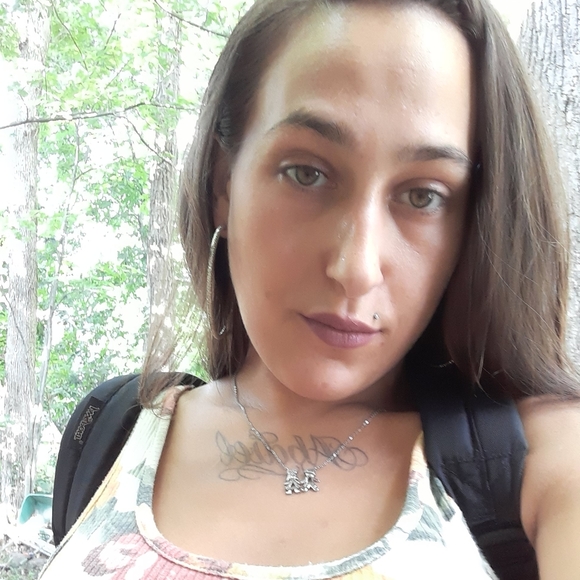 Meet your Posher, K - Picture 2 of 2